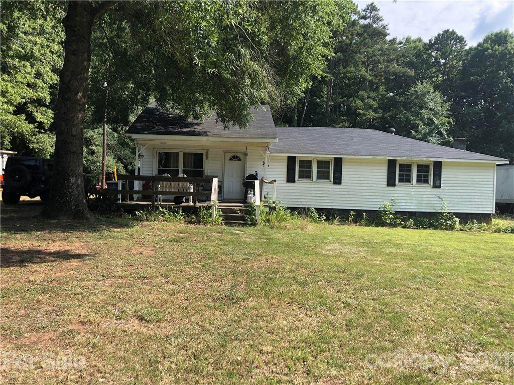 1335 Wrenn Street - Photo 1