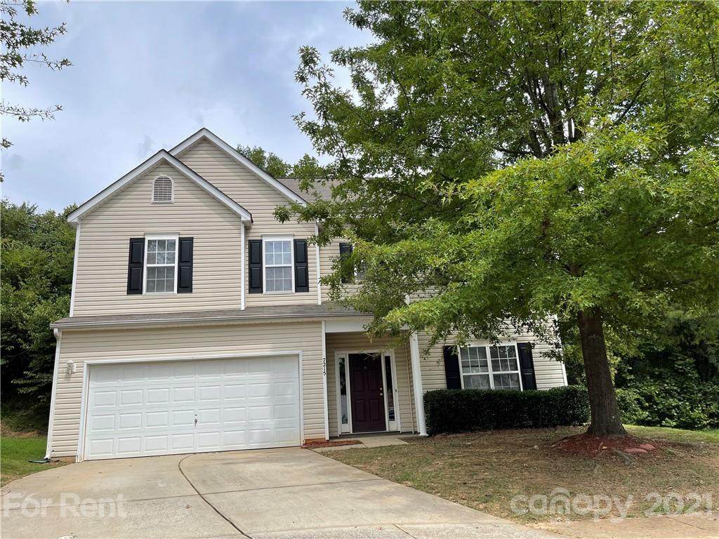 7215 Oakwinds Court - Photo 1