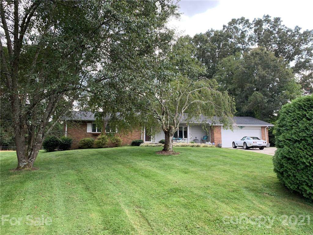 308 Melissa Way - Photo 1