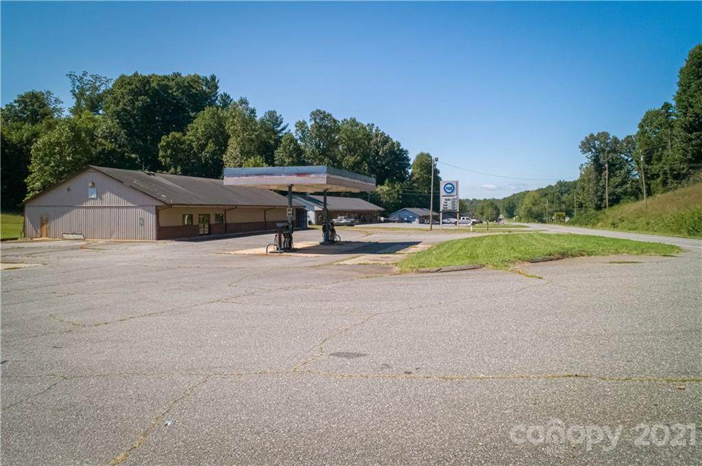 3152 Hwy 18 Highway - Photo 1