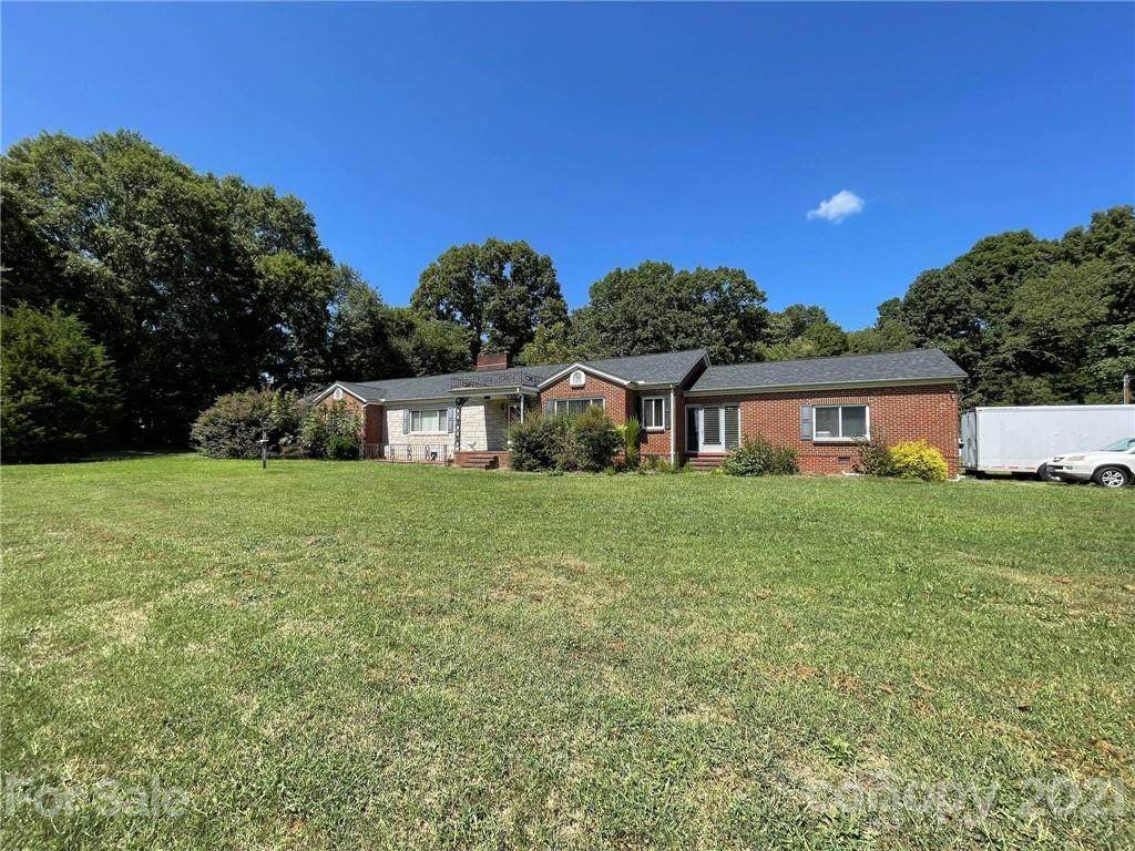 975 13th Street - Photo 1