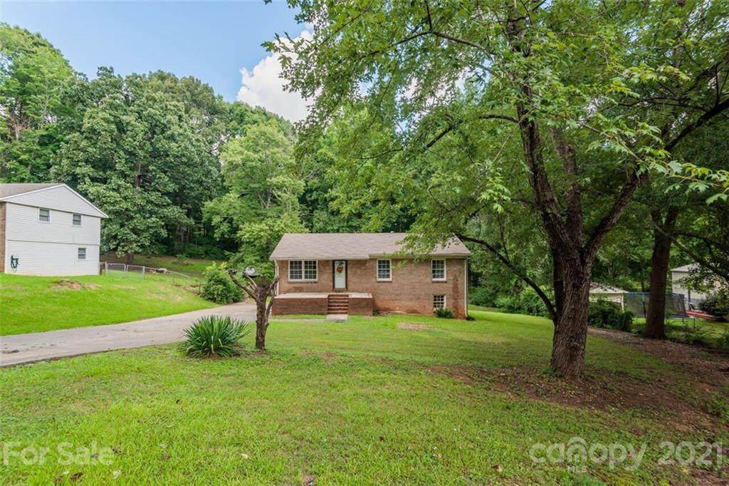 1010 Holly Hills Drive - Photo 1
