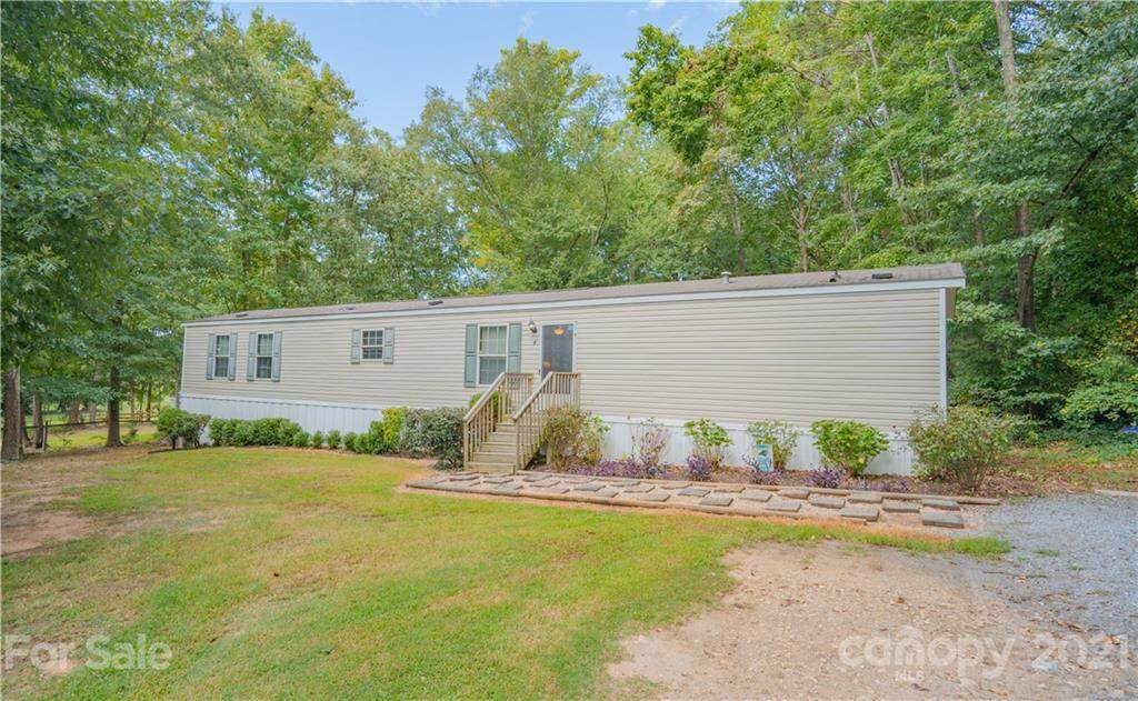 126 Croft Drive - Photo 1
