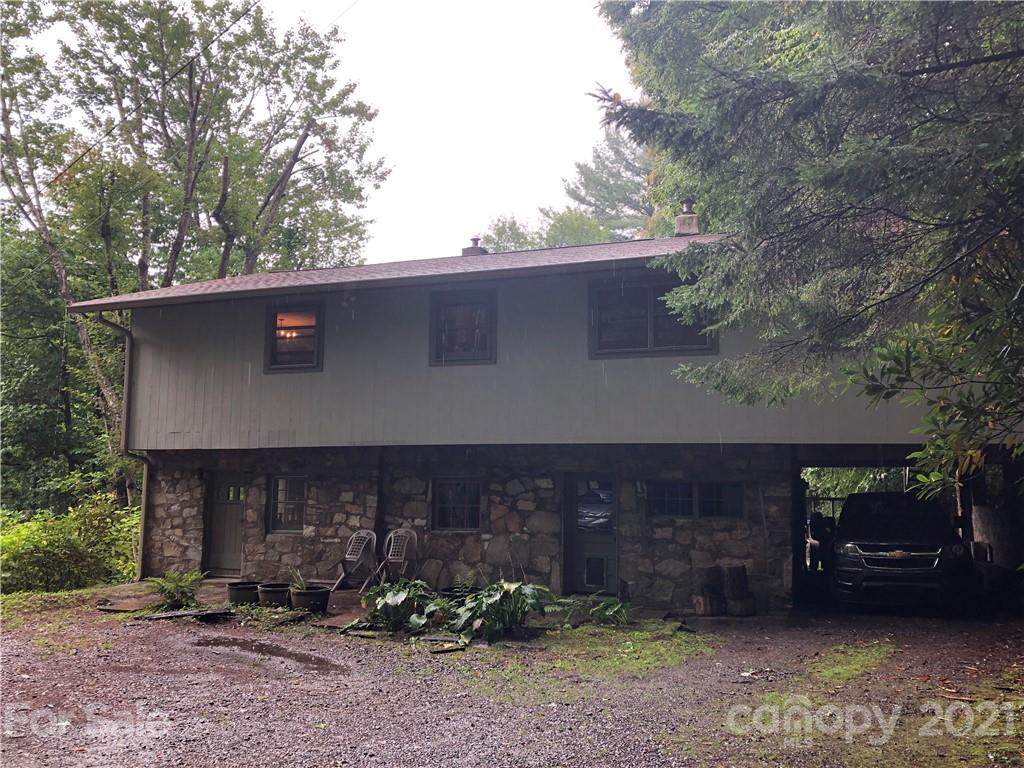 3995 Hemphill Road - Photo 1