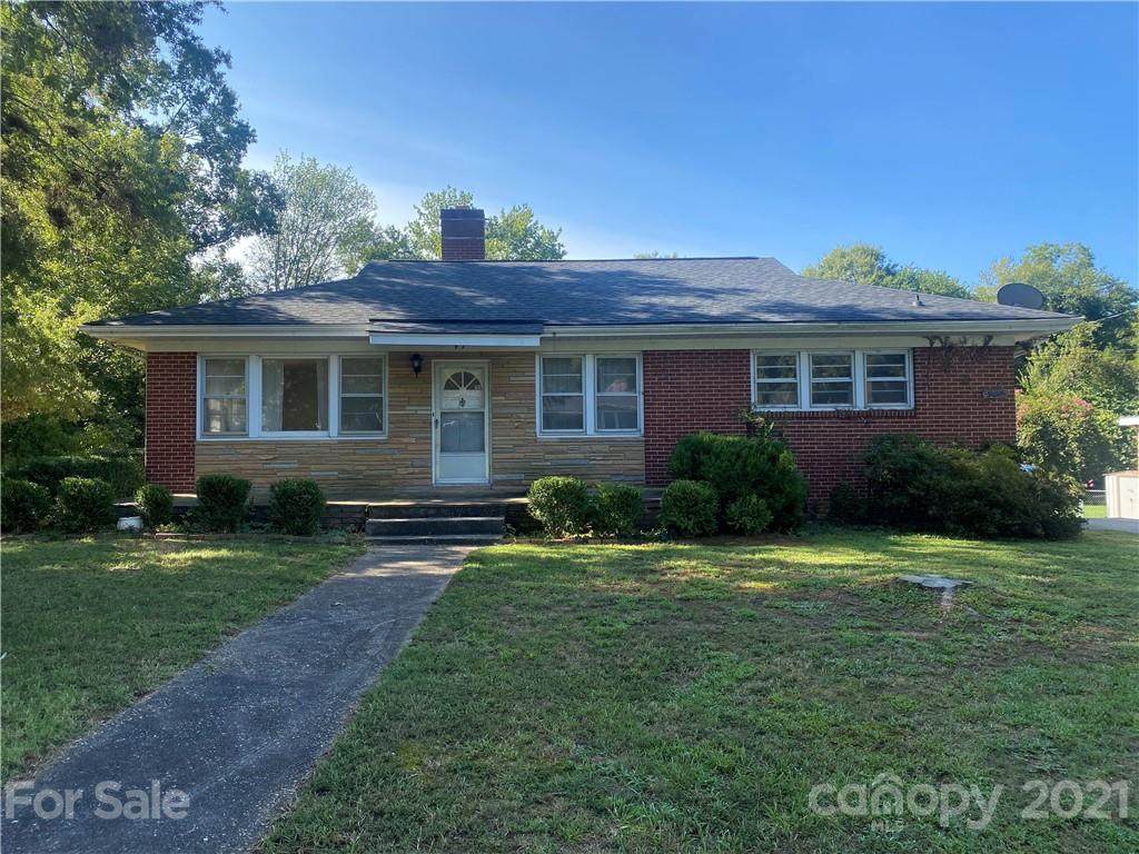 907 Maple Avenue - Photo 1