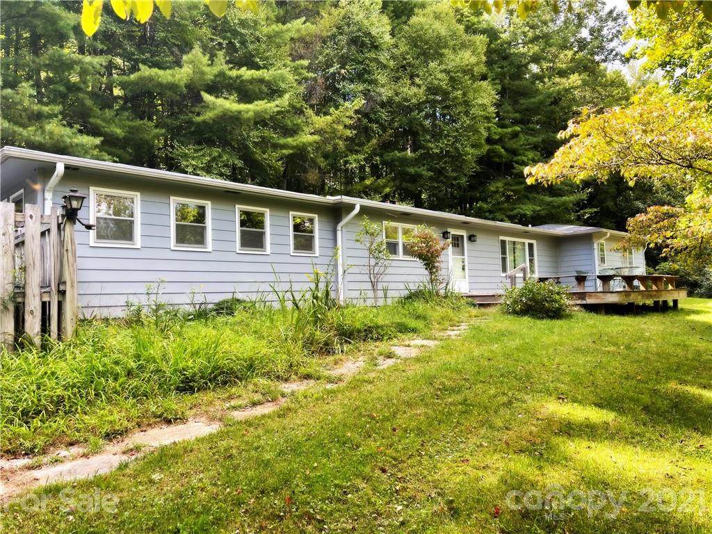 130 Travis Lane - Photo 1