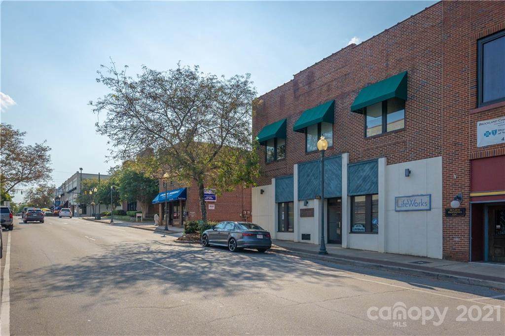205 Union Street - Photo 1