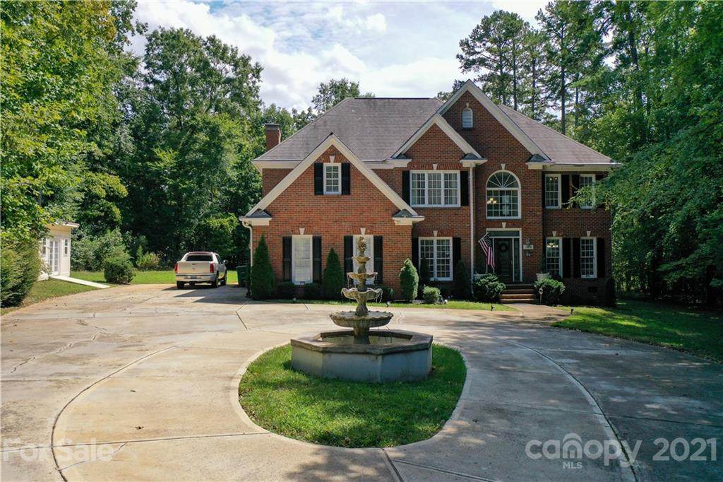 12029 Shady Oak Court - Photo 1