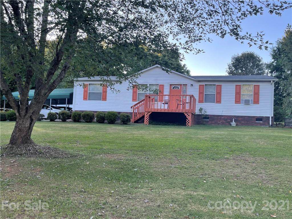 1932 Parkwood Drive - Photo 1