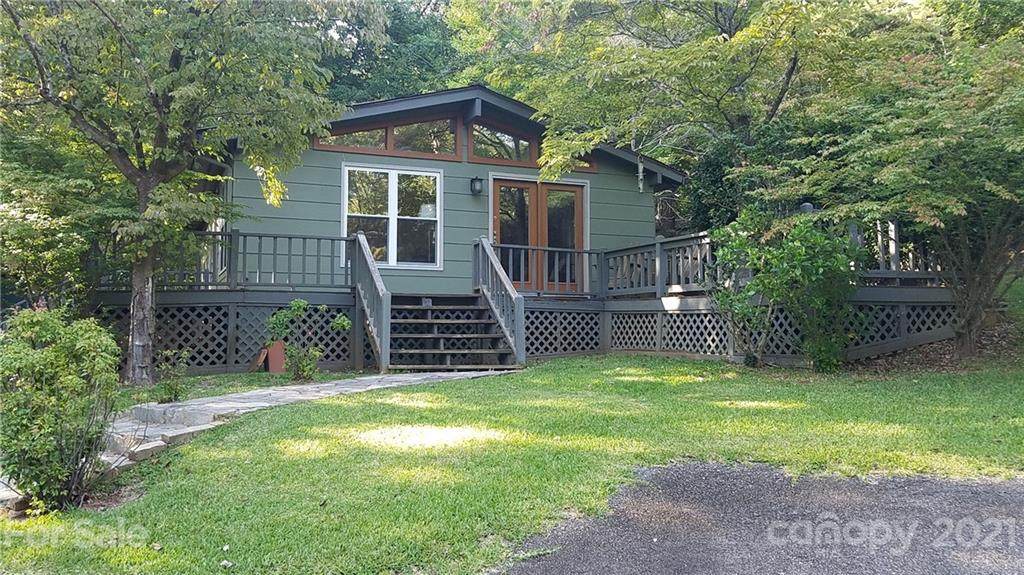 250 Ridgeview Circle - Photo 1