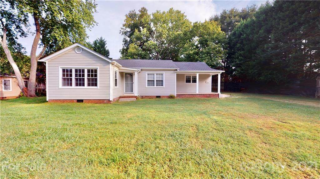 2941 Highland Drive - Photo 1