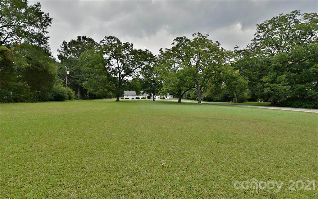 2351 Lesslie Highway - Photo 1