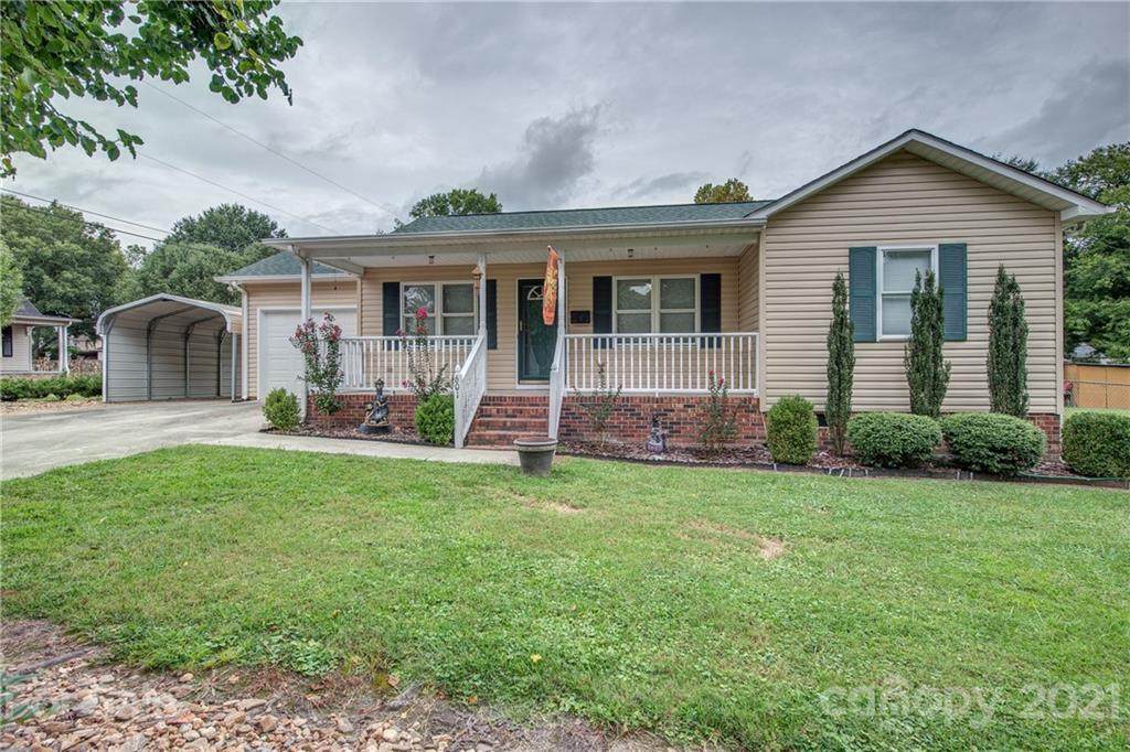 601 Elm Street - Photo 1