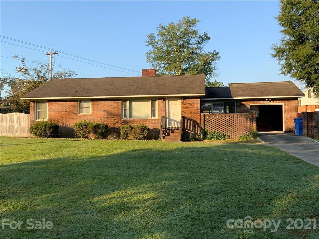 206 Burleson Street - Photo 1