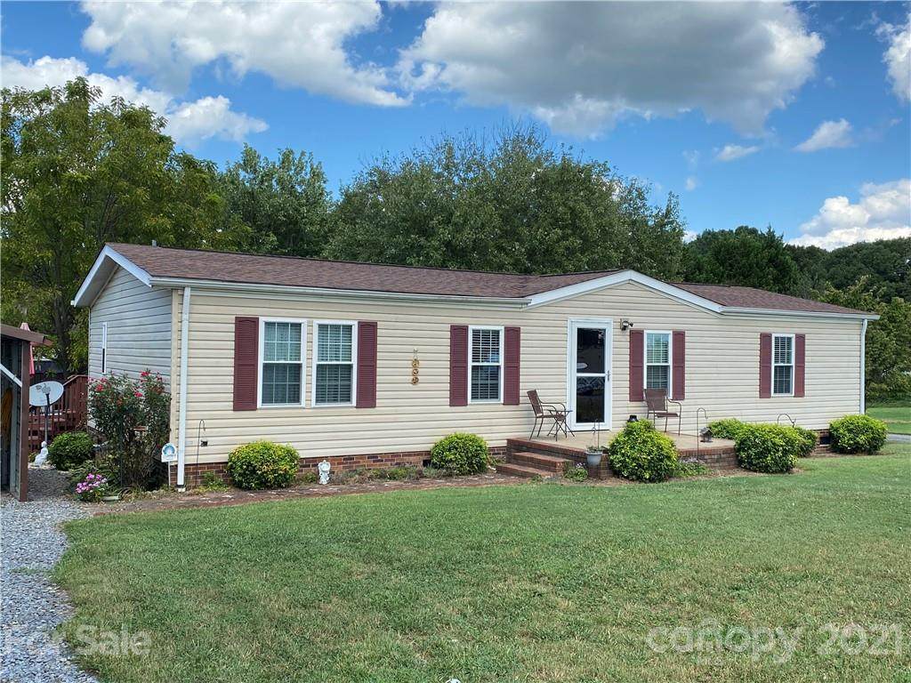 714 Nalley Drive - Photo 1