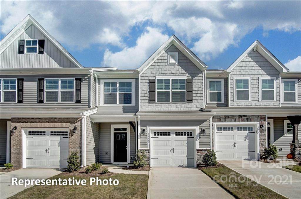 2137 Bexar Trail - Photo 1