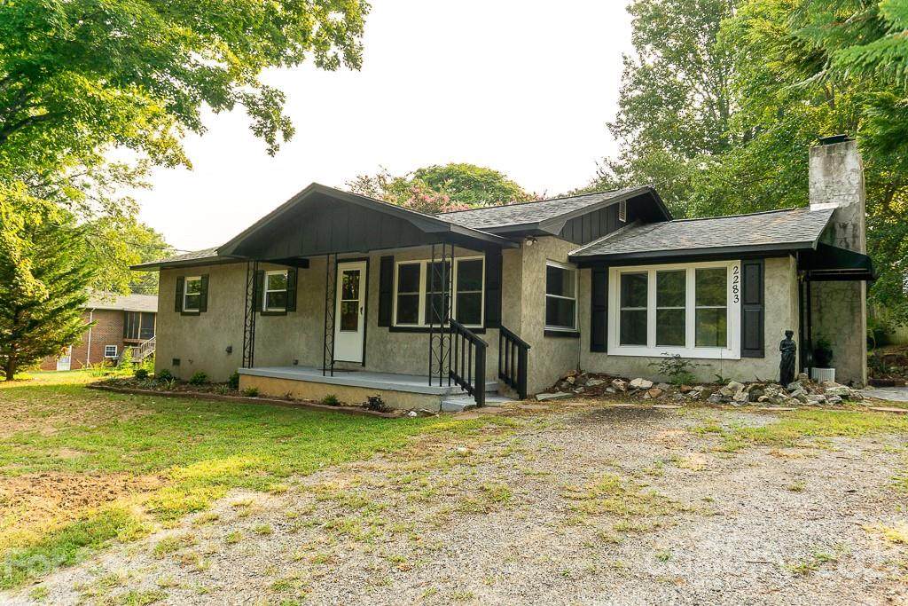 2283 Crestview Street - Photo 1