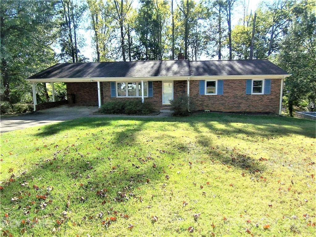 817 Waters Street - Photo 1