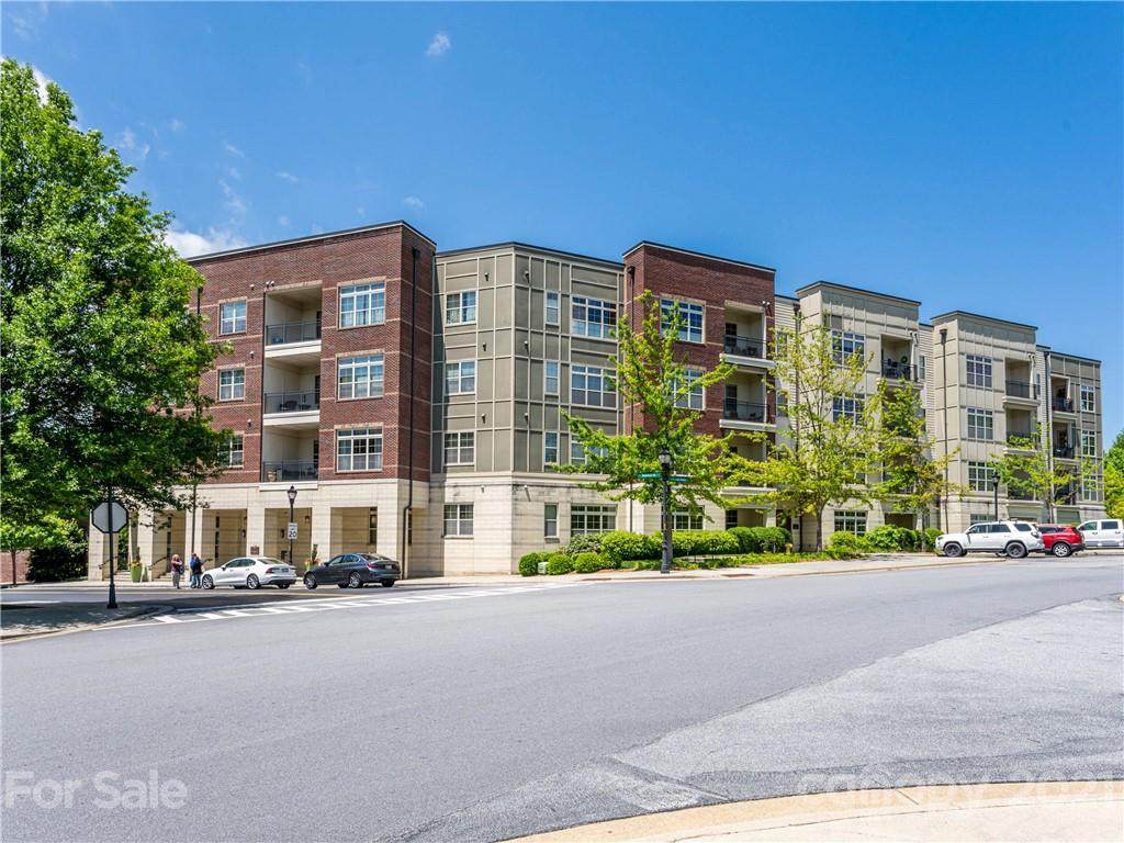 42 Schenck Parkway - Photo 1