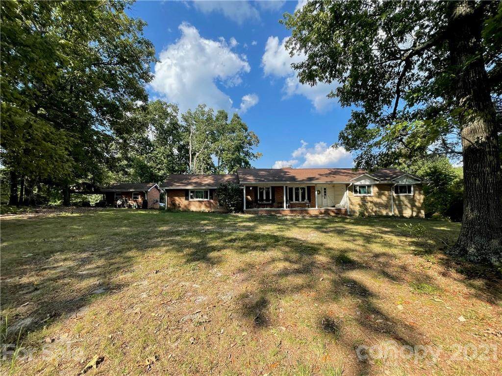 1829 Woolie Road - Photo 1