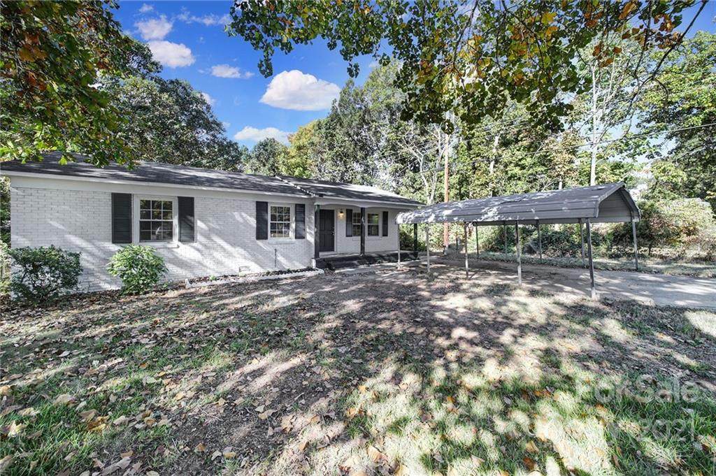 1032 Jones Avenue - Photo 1