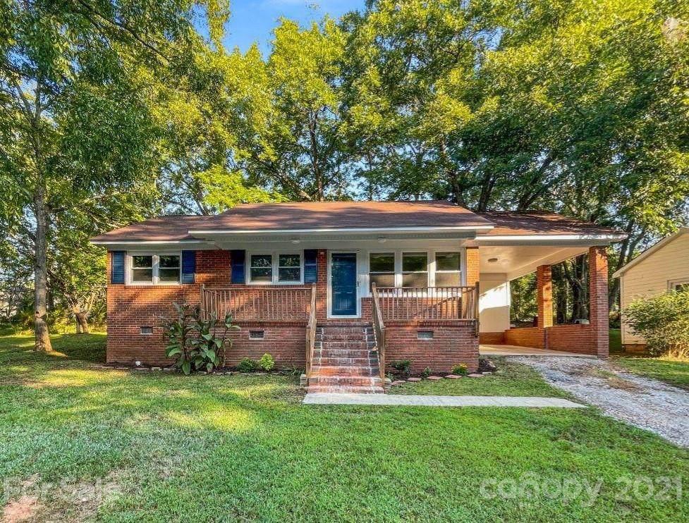 123 Lowry Row - Photo 1