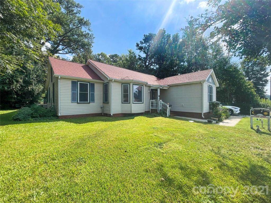 3639 Eastway Drive - Photo 1