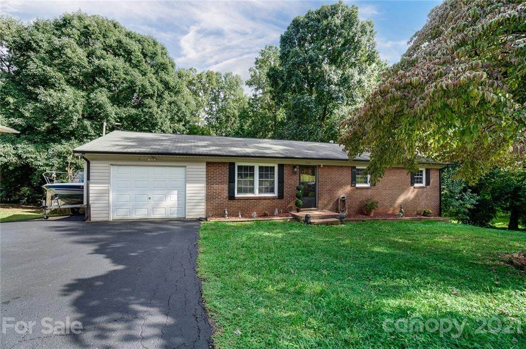324 Ridge Drive - Photo 1