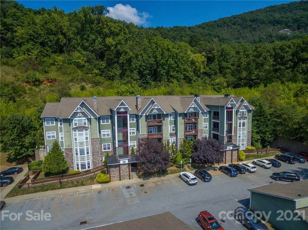 2000 Olde Eastwood Village Boulevard - Photo 1