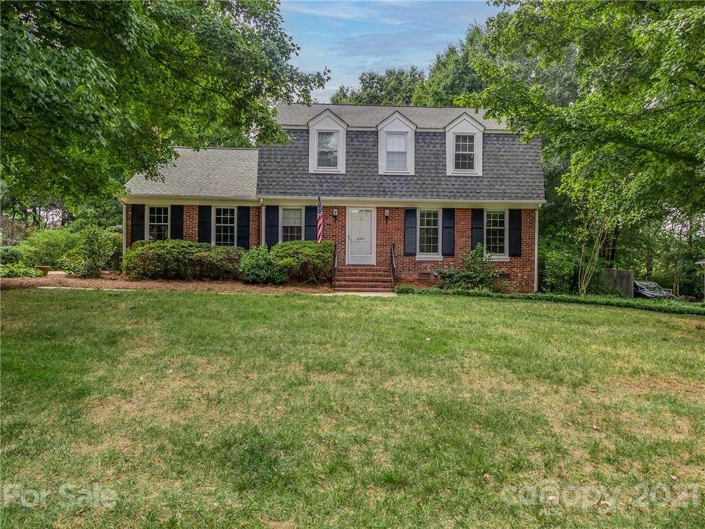2501 Roundabout Lane - Photo 1