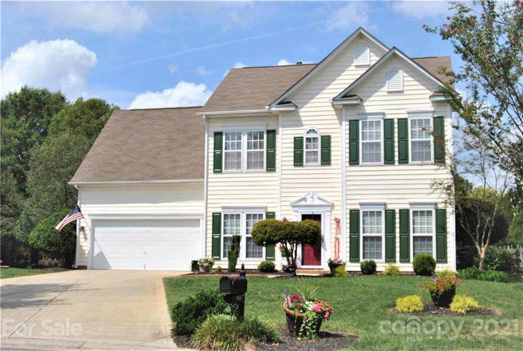 8620 Elmsworth Lane - Photo 1