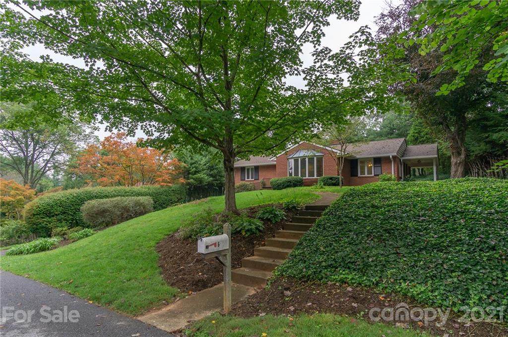 6 Woodcrest Road - Photo 1