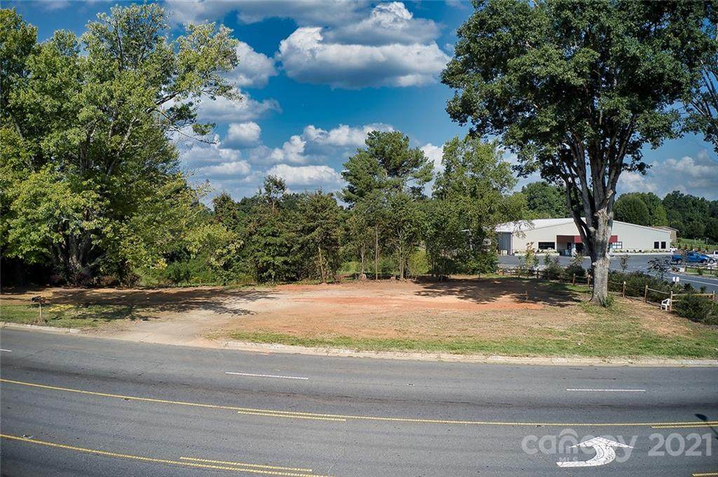 1254 Burkemont Avenue - Photo 1