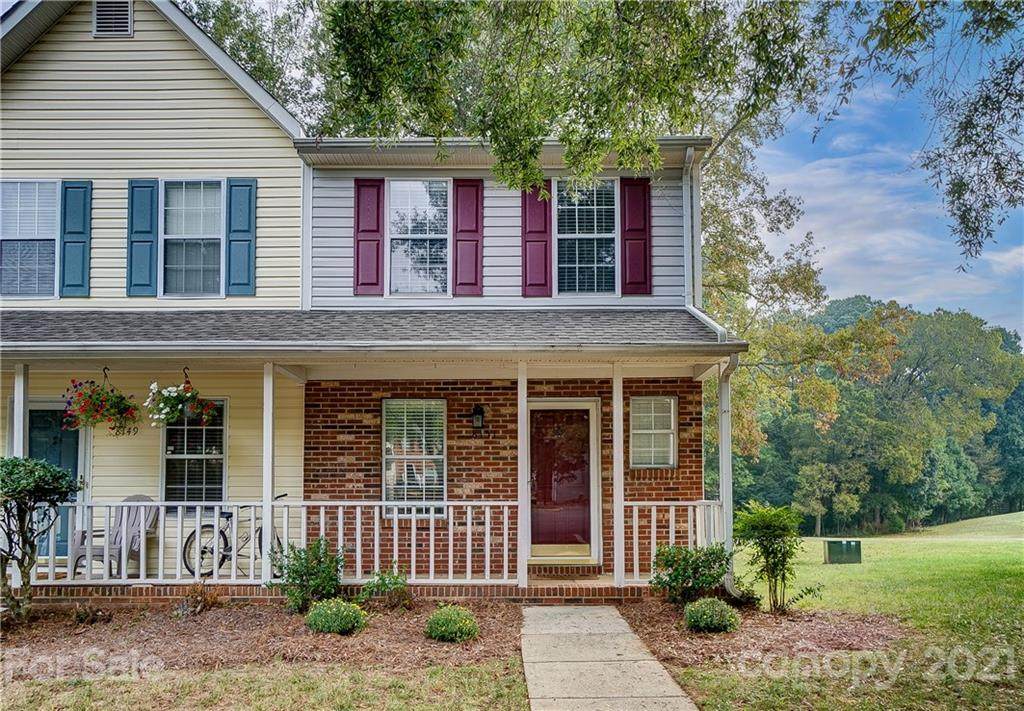 8151 Circle Tree Lane - Photo 1