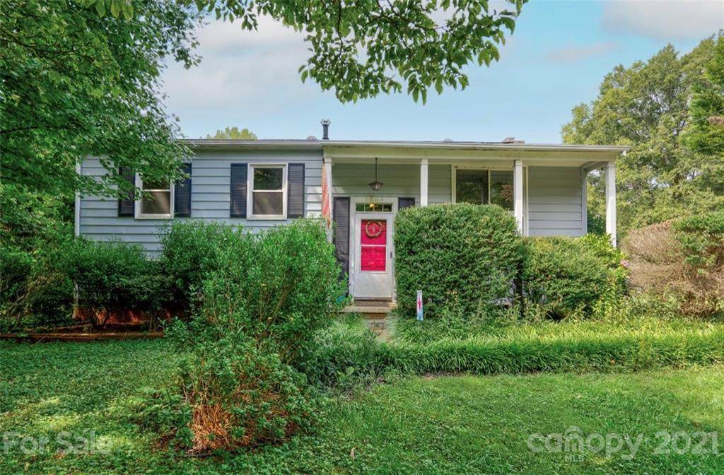 1509 Lynhurst Drive - Photo 1