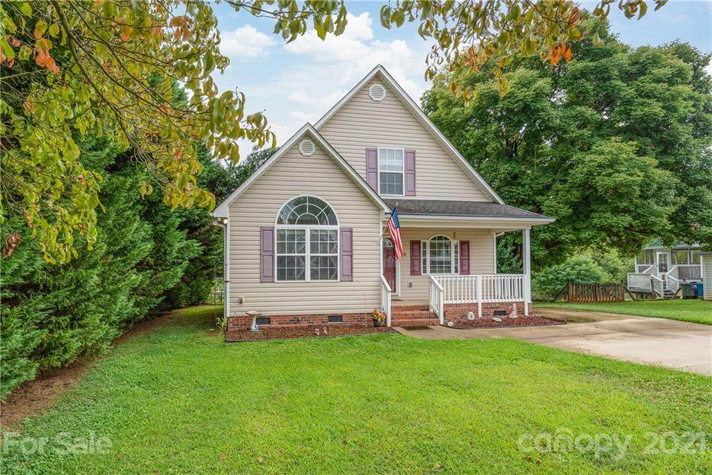 810 Caldwell Street - Photo 1