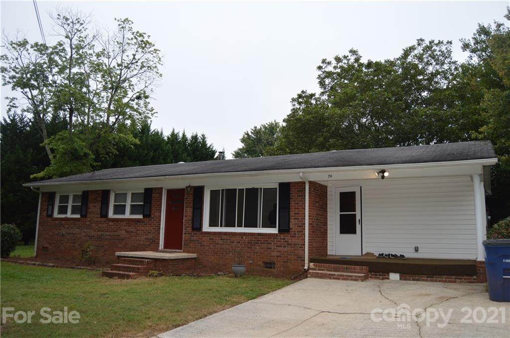 214 Brookfield Drive - Photo 1