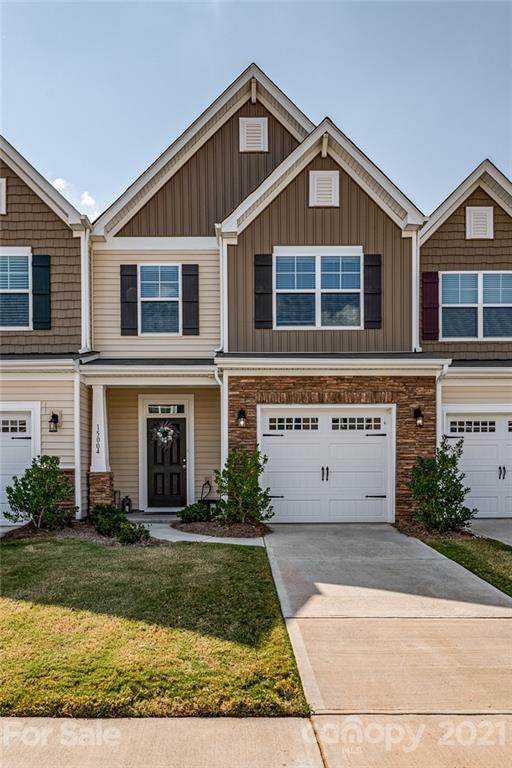 15004 Savannah Hall Drive - Photo 1