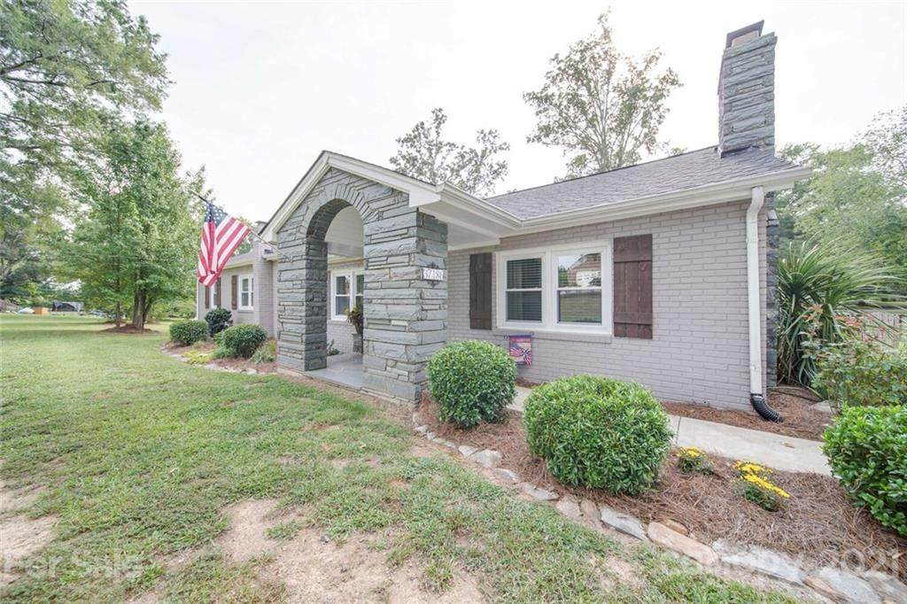 37186 Lilly Lane - Photo 1