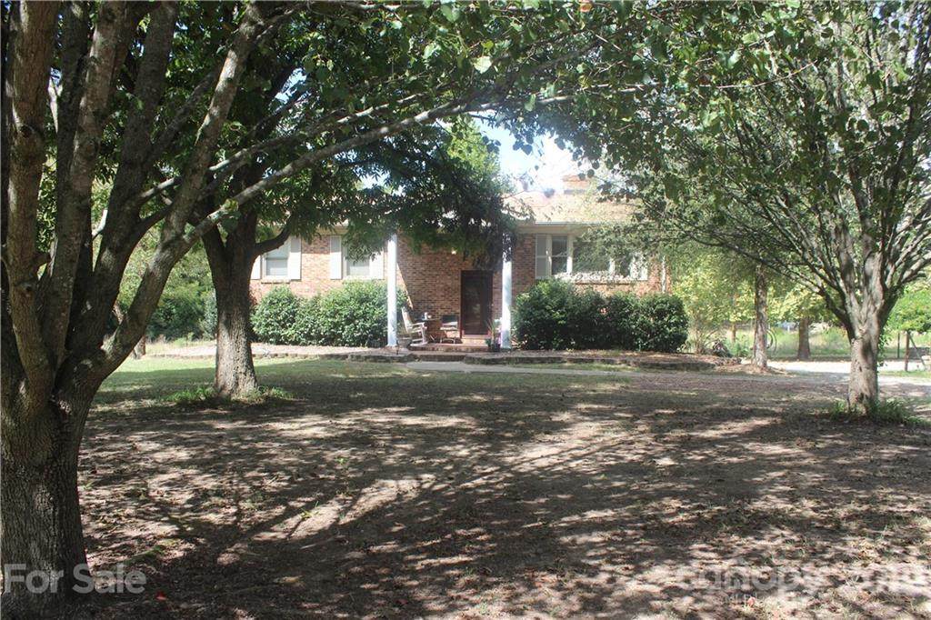 709 Olive Branch Street - Photo 1