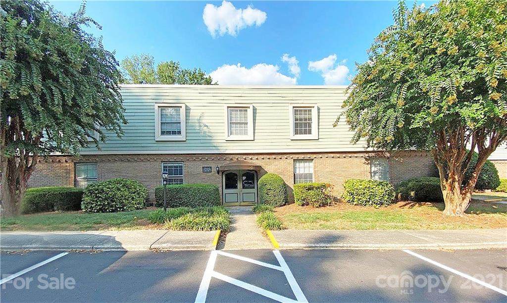2606 Park Road - Photo 1