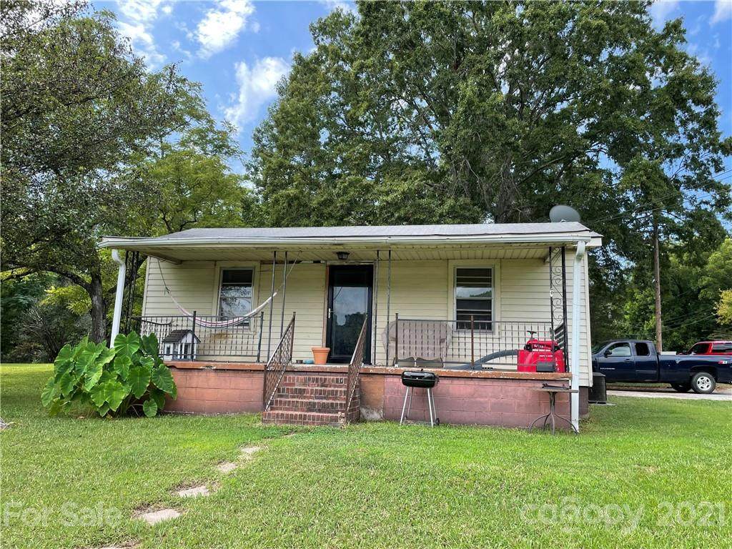 502 12th Street - Photo 1