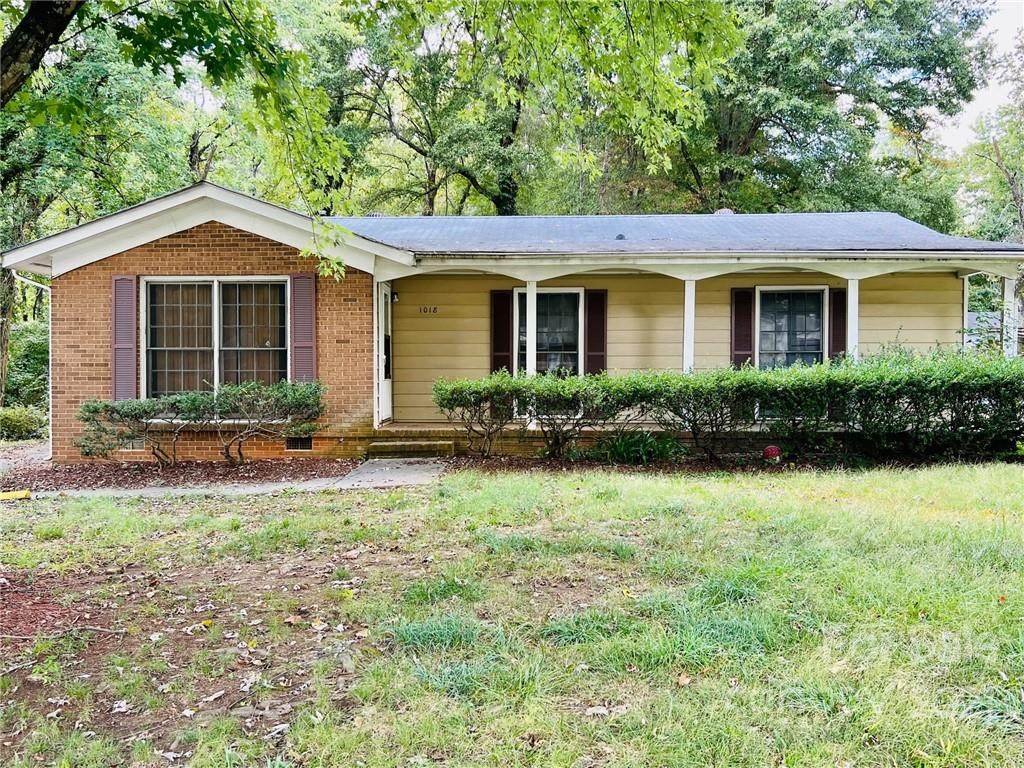 1018 Tilden Road - Photo 1