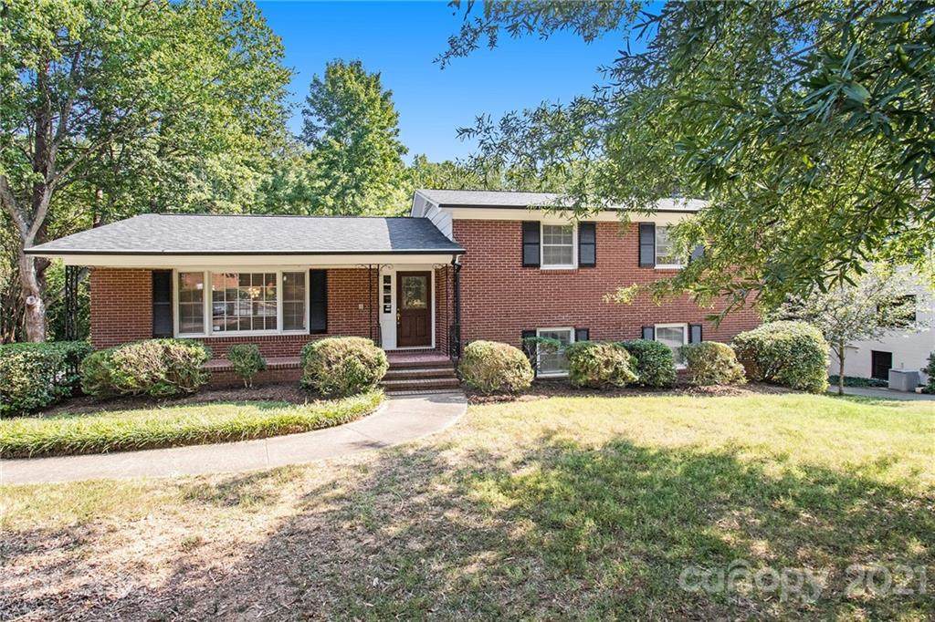1329 Brockton Lane - Photo 1