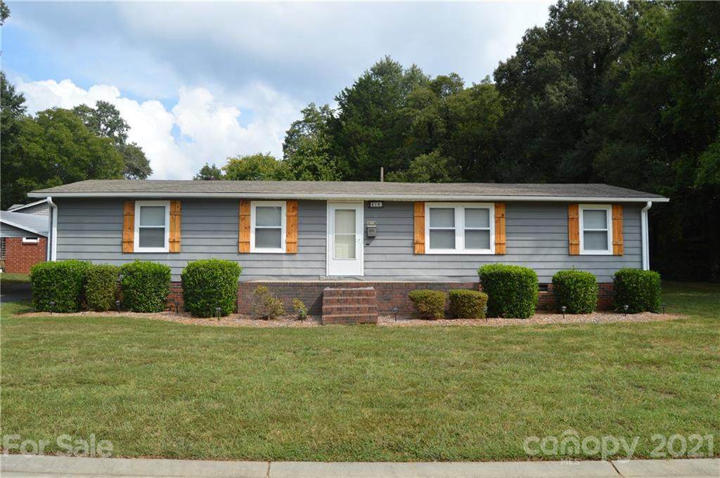 414 Ogburn Street - Photo 1
