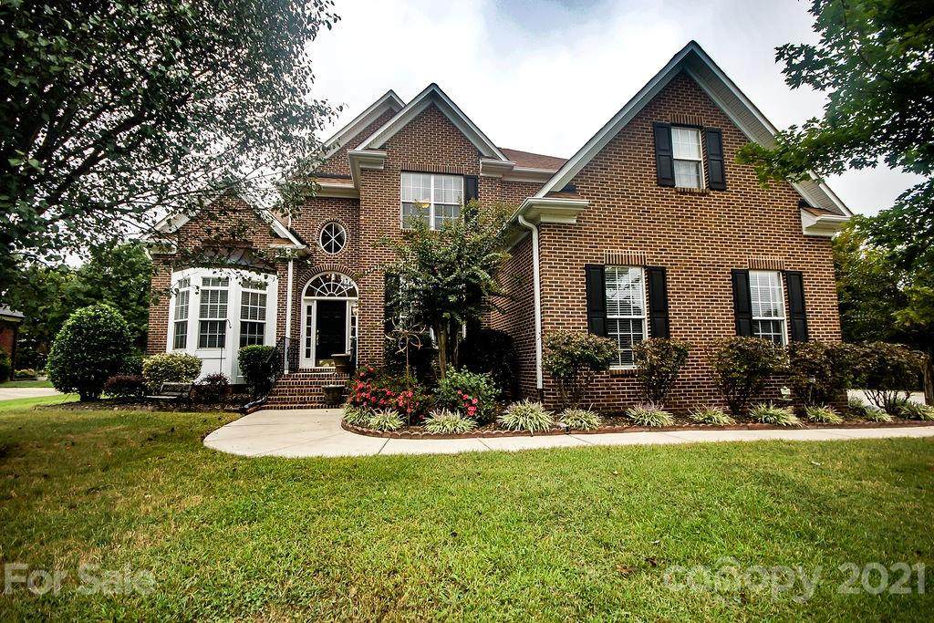 3946 Troon Drive - Photo 1