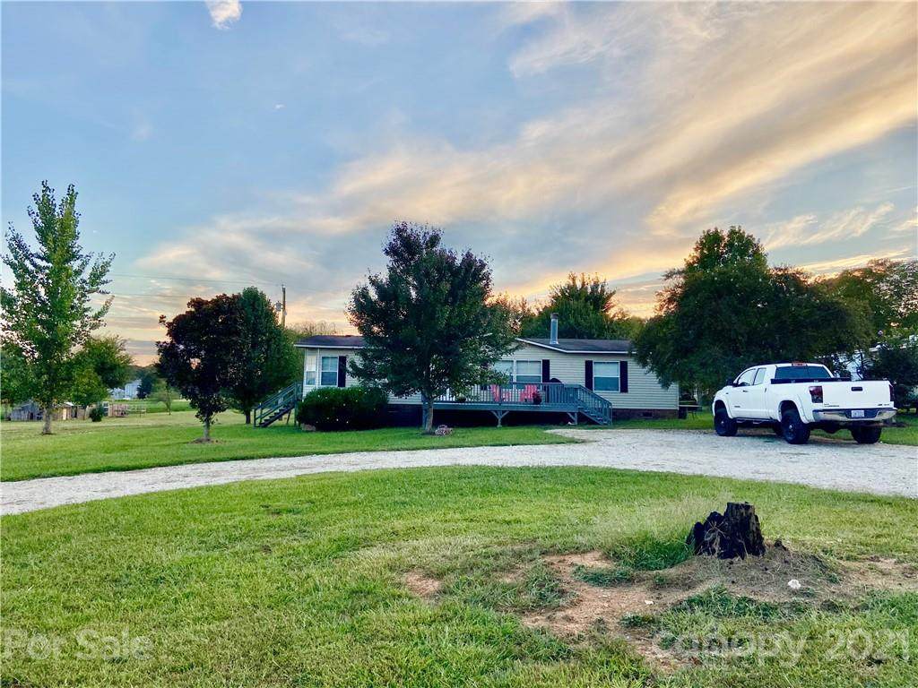 5601 Little Staton Road - Photo 1