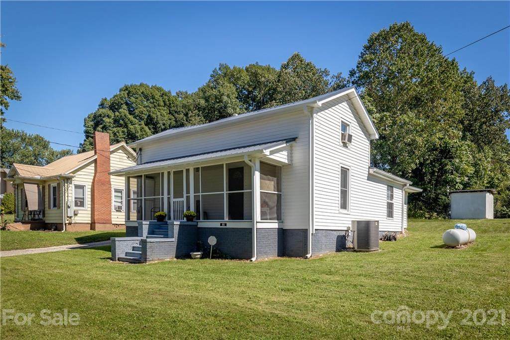 80 Carolina Avenue - Photo 1