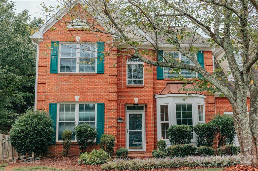 8807 Glenover Circle - Photo 1