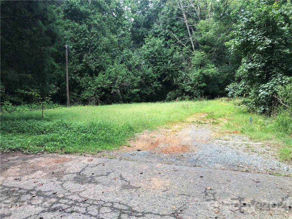 916 Louisiana Avenue - Photo 1